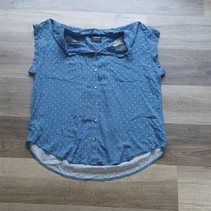 Jachs Women's Blue Polka Dot Button Down Shirt